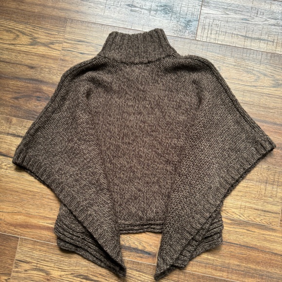 Decree Brown Knit Poncho Small - Picture 6 of 6